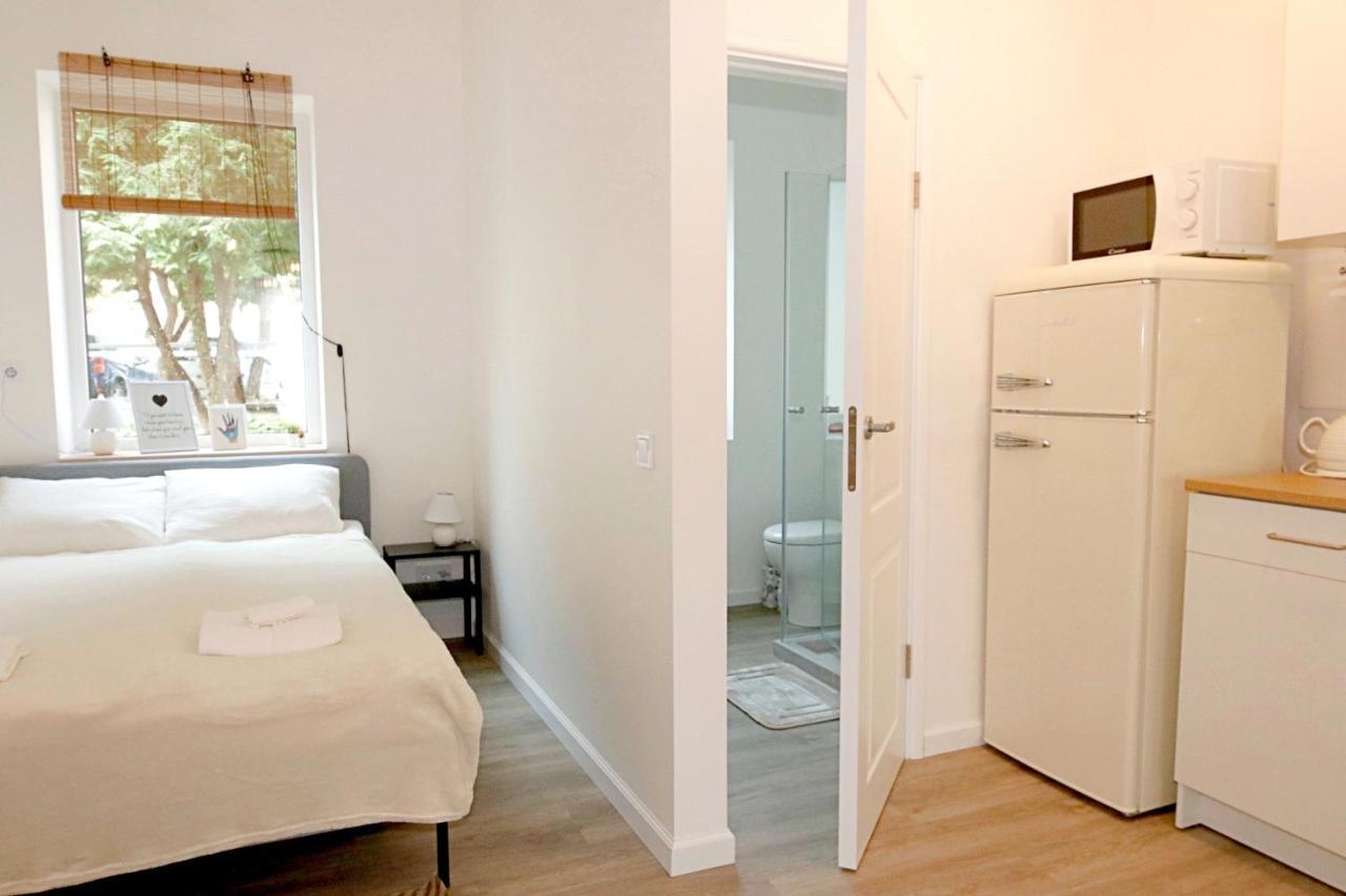 Minimalist Studio Old Town Apartments By Hostlovers Kaunas Exterior foto